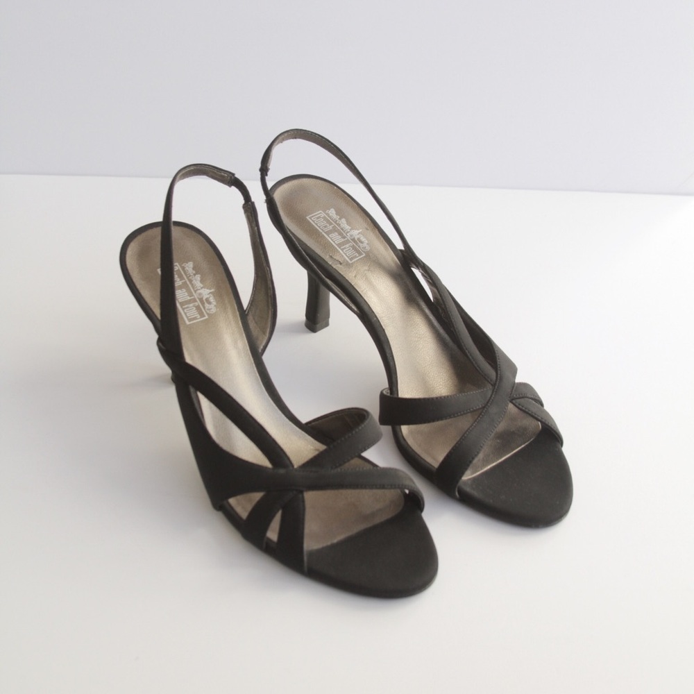 Coach And Four Heels Size 9 1/2